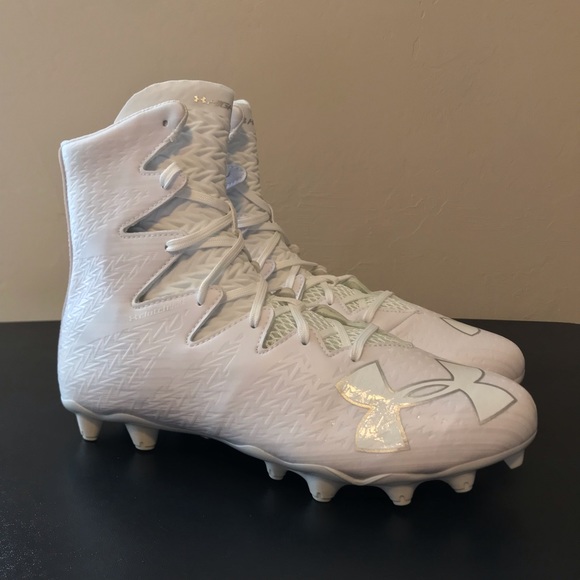 under armour highlight mc football cleats